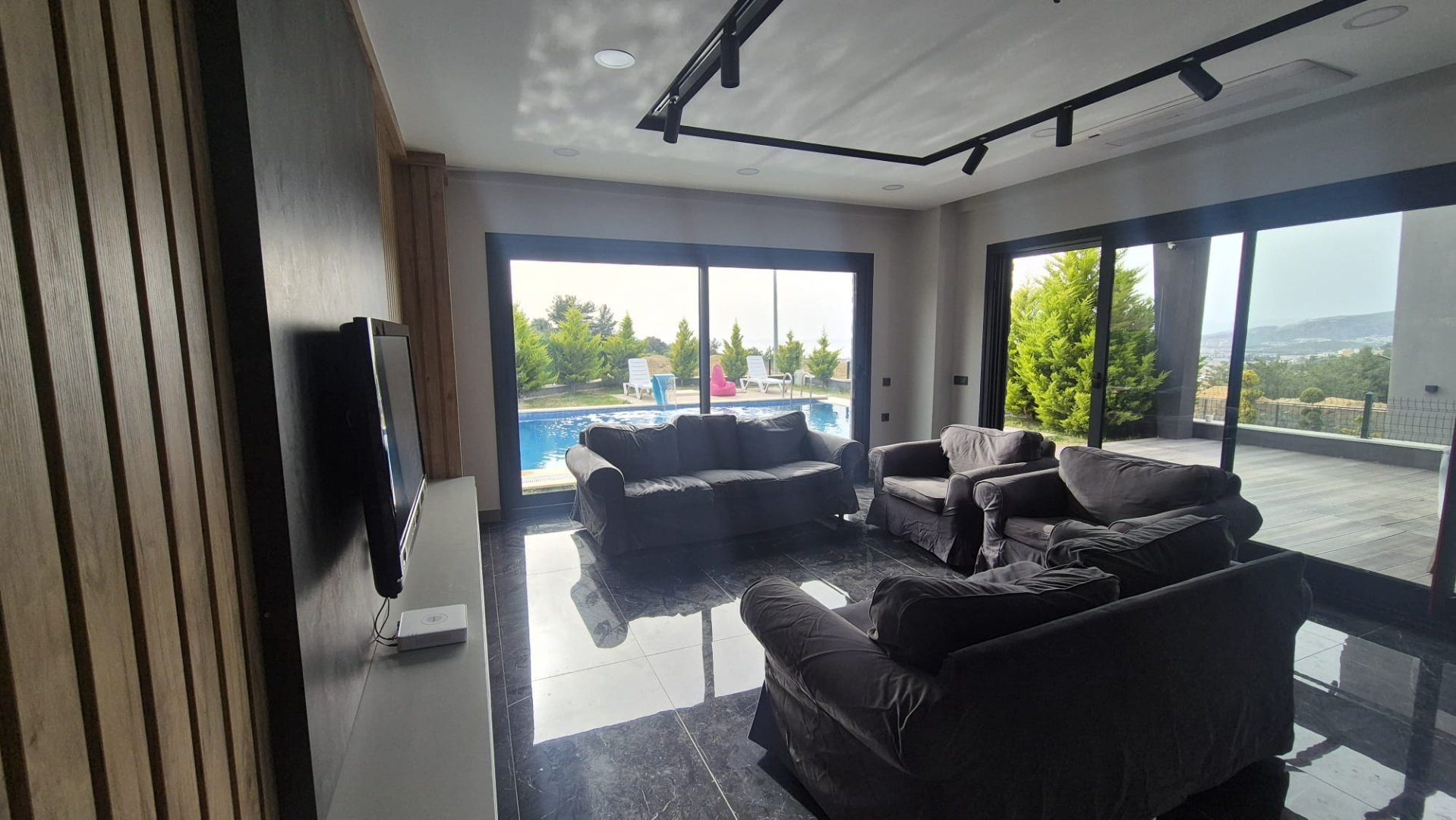 Kuşadası 5+1 Villa Ortanca