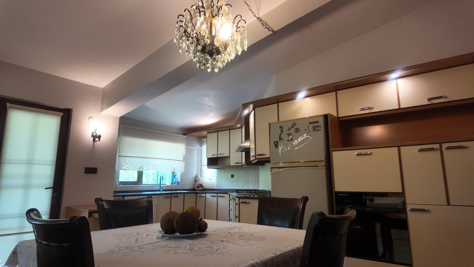 Kuşadası, Kirazlı Müstakil Çiftlik Ev
