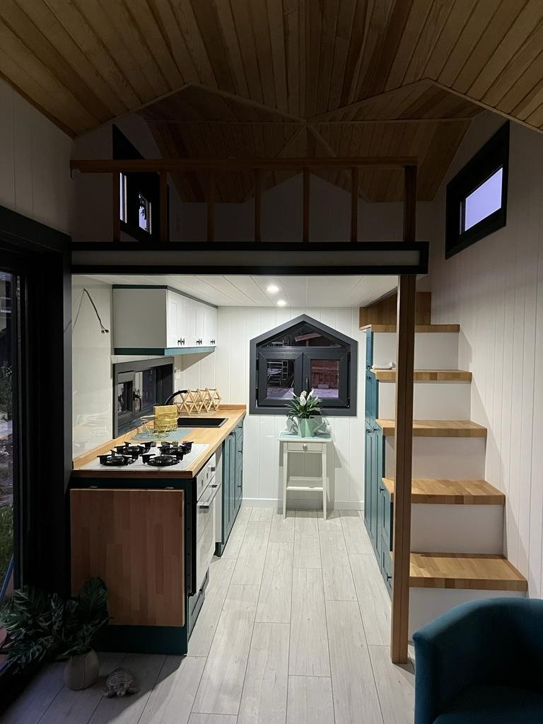 KING DREAM ASSOS TINY HOUSE