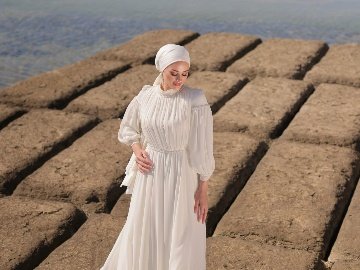 999C92F3-020C-49Dd-9B75-Cc196D02E029