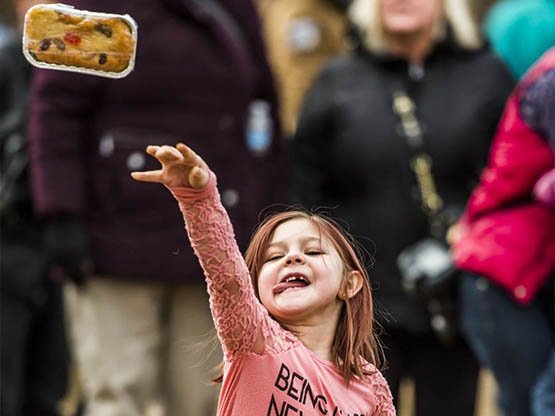3 Ocak 2025 Meyveli Kek Fırlatma Günü