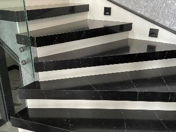 Mermer-Zemin-Ve-Basamak-Dosemeleri (10)