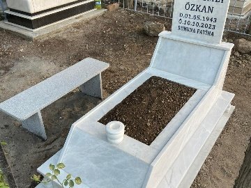 Mermer-Granit-Mezar-Yapimi (18)