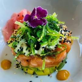 Tartar de Salmón: Una Entrada Fresca y Sofisticada