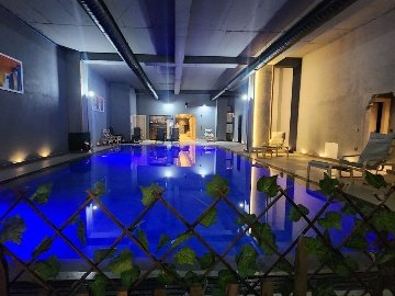 Fb21Bfc0-Cfe4-470C-B34A-16Aec65E0A16