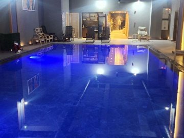 C26Cc7E3-54E4-444B-979C-79Ca34616C68