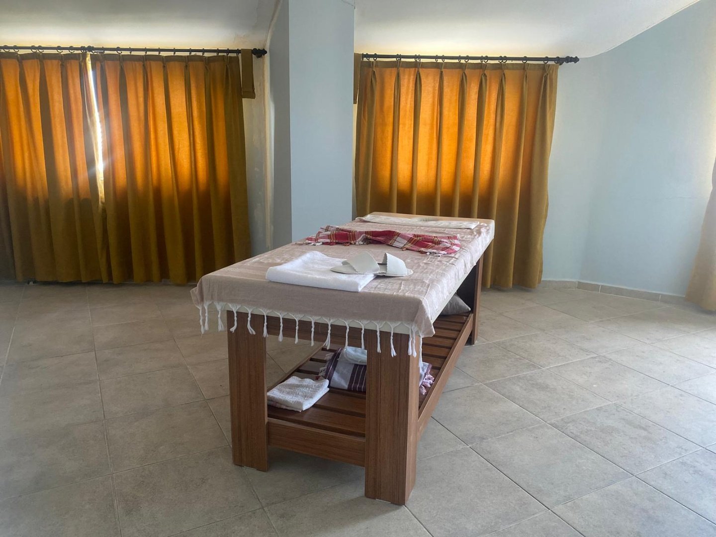 5Dd3A8E3-66E4-440F-A64F-7Daa860A4C26