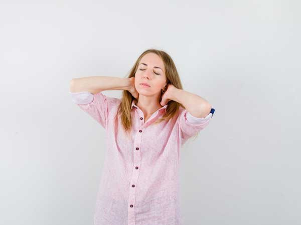 Boyun Düzleşmesi Belirtileri | Uyarı İşaretleri Nelerdir?