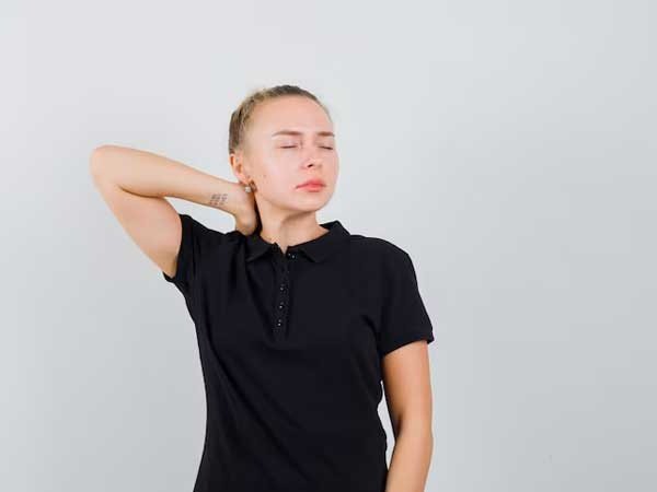 Boyun-Duzlesmesi-Ne-Gibi-Rahatsizliklar-Yapar