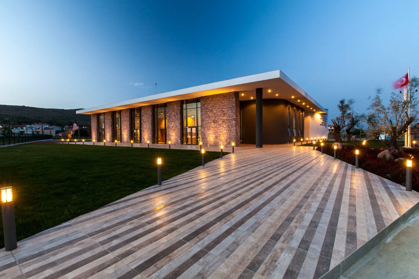 Ayvalık Belediyesi Halil Başyazgan Küçükköy Kültür Merkezi