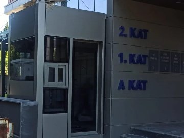 Acarsan Poi̇nt Güvenli̇k Kulübesi̇ (1)