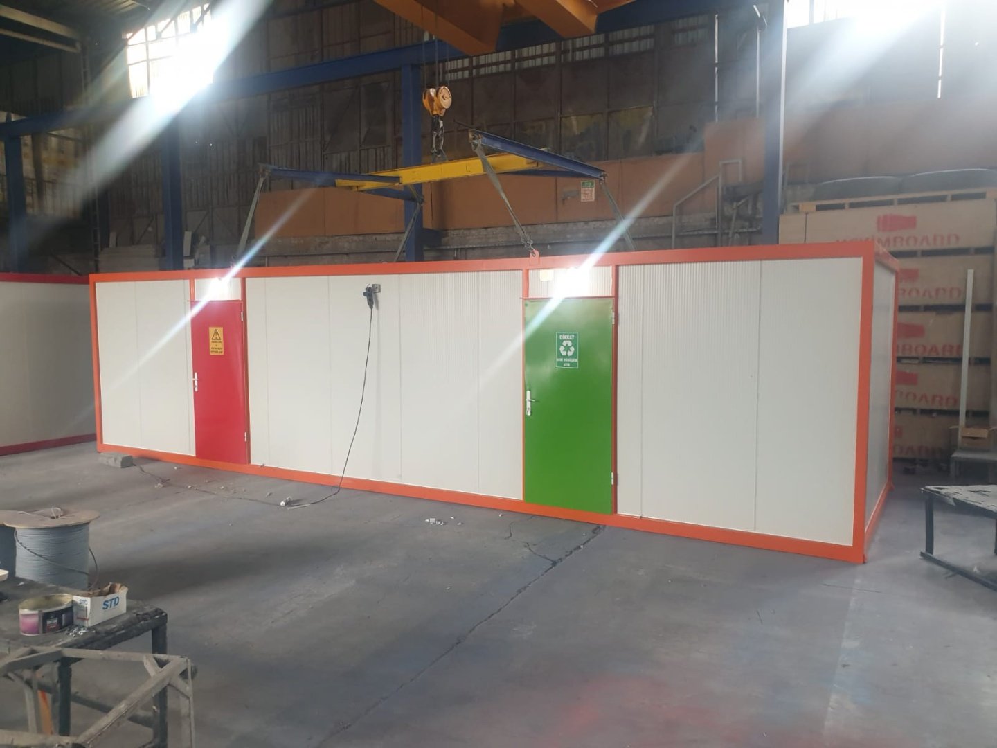 Atik Konteynerlari (1)