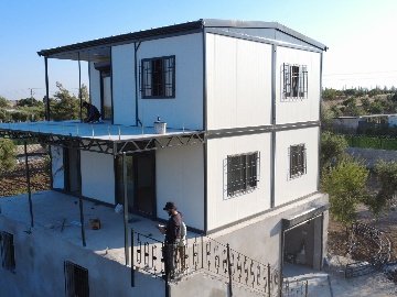 M. Emin Akkurt (8)