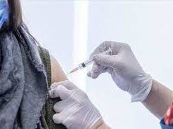 BİONTECH AŞISI SONRASI KOLTUK ALTINDA ŞİŞLİK VE AĞRI