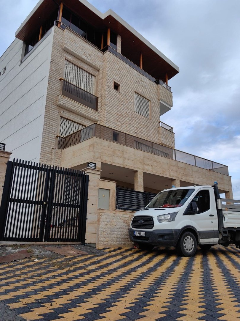 291Ba062-D61D-431D-8F9F-07Db81Dfd56C