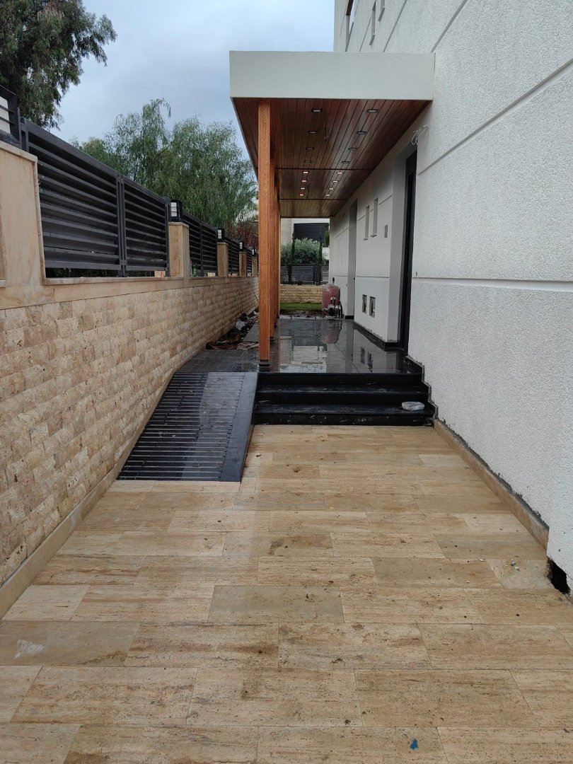 Fdf06204-56Ad-43B8-Bad3-Eb12Ada82719