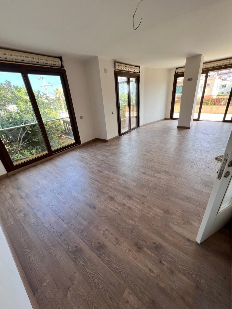 A63534B7-E50C-432E-9479-12F8C3Fb10Bc