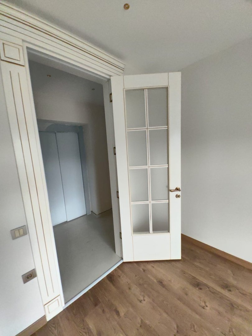 F5D9D0A0-2C9C-4C36-B80D-D78Db6Cd4C6C