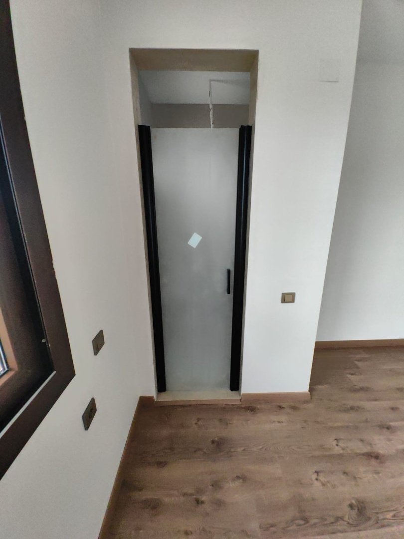 Bdb38169-4B9B-4750-A317-38B053E98613