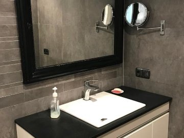 DETACHED VILLA WITH GARDEN FOR RENT