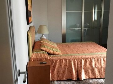 DETACHED VILLA WITH GARDEN FOR RENT