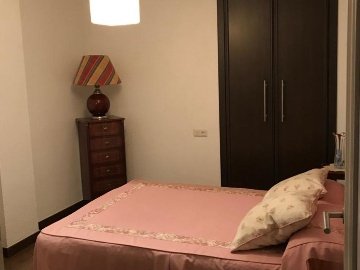 DETACHED VILLA WITH GARDEN FOR RENT