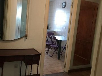 DETACHED VILLA WITH GARDEN FOR RENT