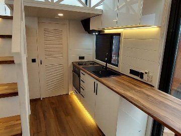 Queen Dream 8333 Tiny House