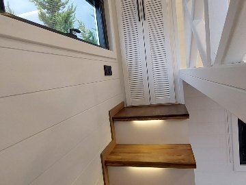 Queen Dream 8333 Tiny House