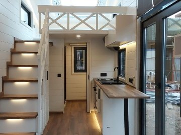 Queen Dream 8333 Tiny House