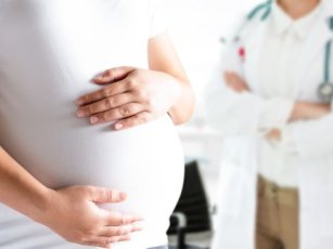 HOW DOES SURROGACY HAPPEN