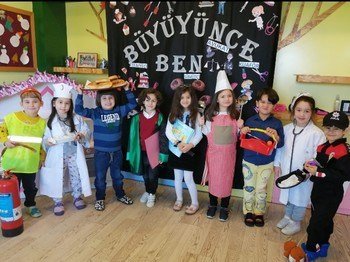 Manavgat Belediyesi Side Kreş ve Gündüz Bakımevi'nde ''Büyüyünce Ben'' Etkinliği