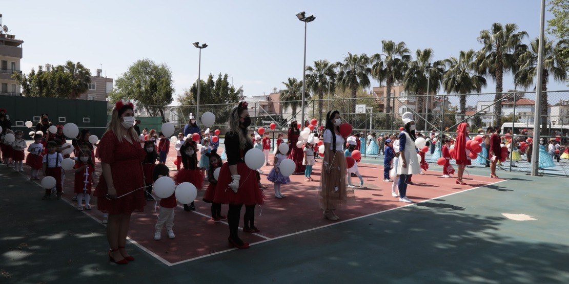 KREŞLERİMİZDE 23 NİSAN ÇOŞKUSU