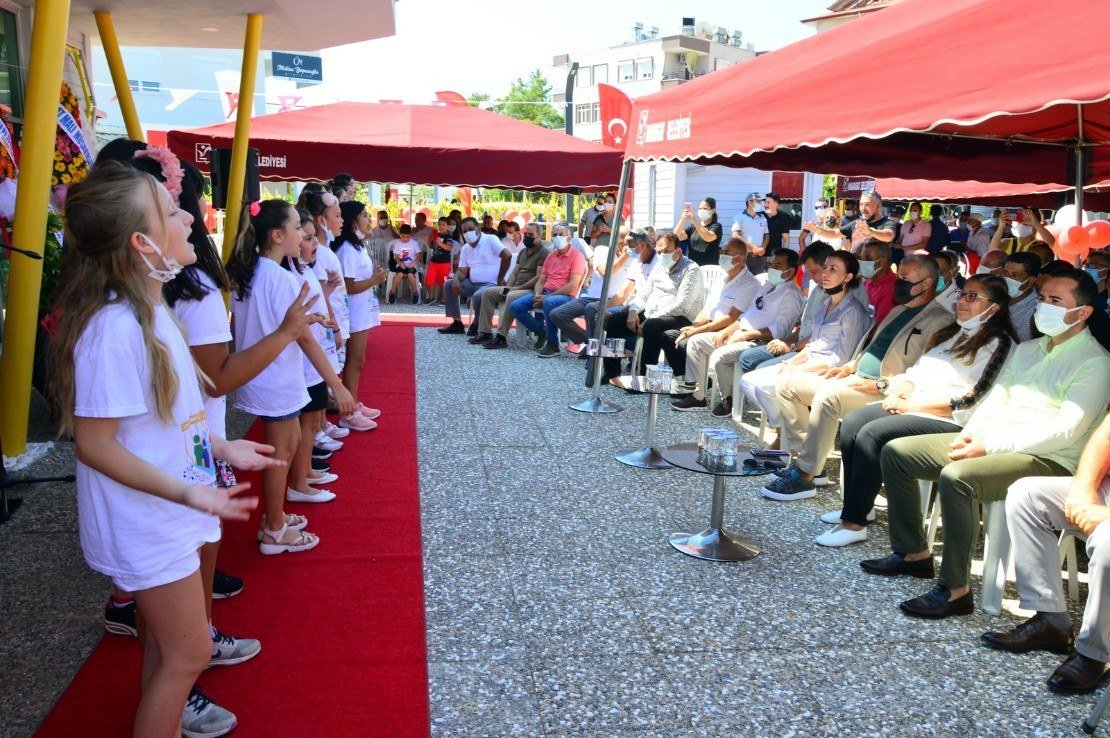 b5144f88-d23e-45d7-ad0f-56f37811423a