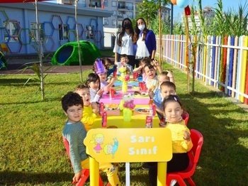 Sarılar Kreşte Kahvaltı Mutluluğu