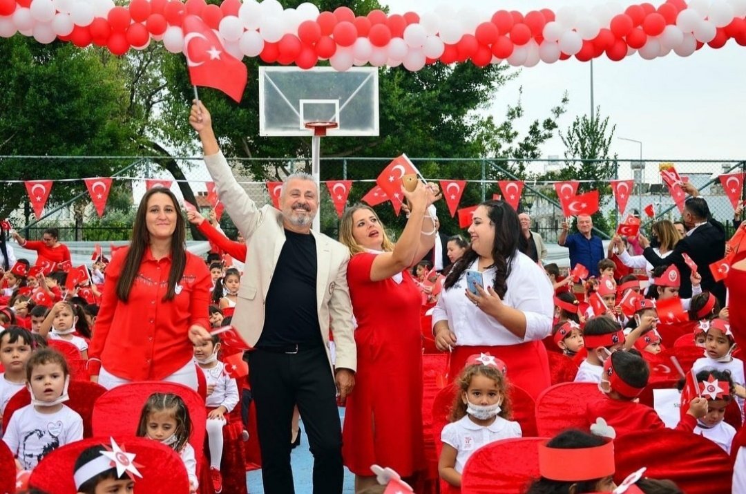 1881c359-9ff9-4e98-8a60-90b8621e7c26