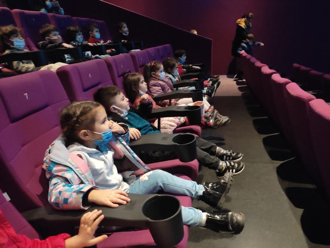 8ddb0709-3de8-4ddf-945e-e2d120f223ed