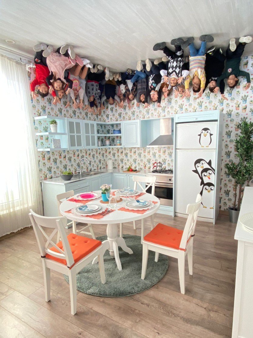 e22f024b-6990-47ce-ad78-0f508dbdcb24