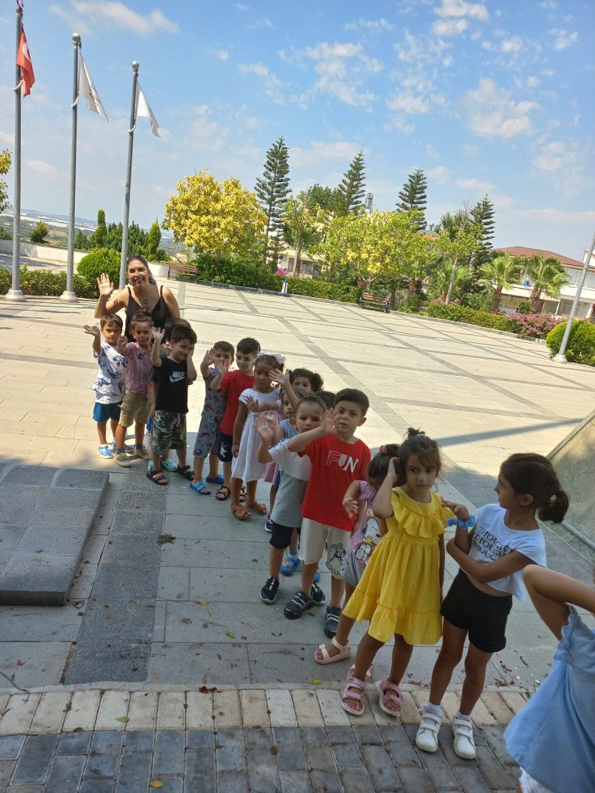 e13ed0cf-497d-4143-83e8-6ed9bb557f2d