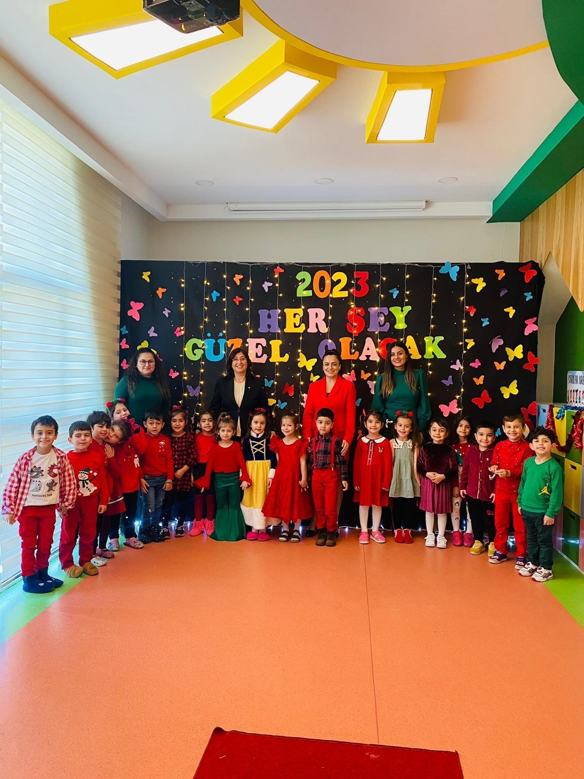 b2818463-5fe0-4065-a33c-478569ddca98