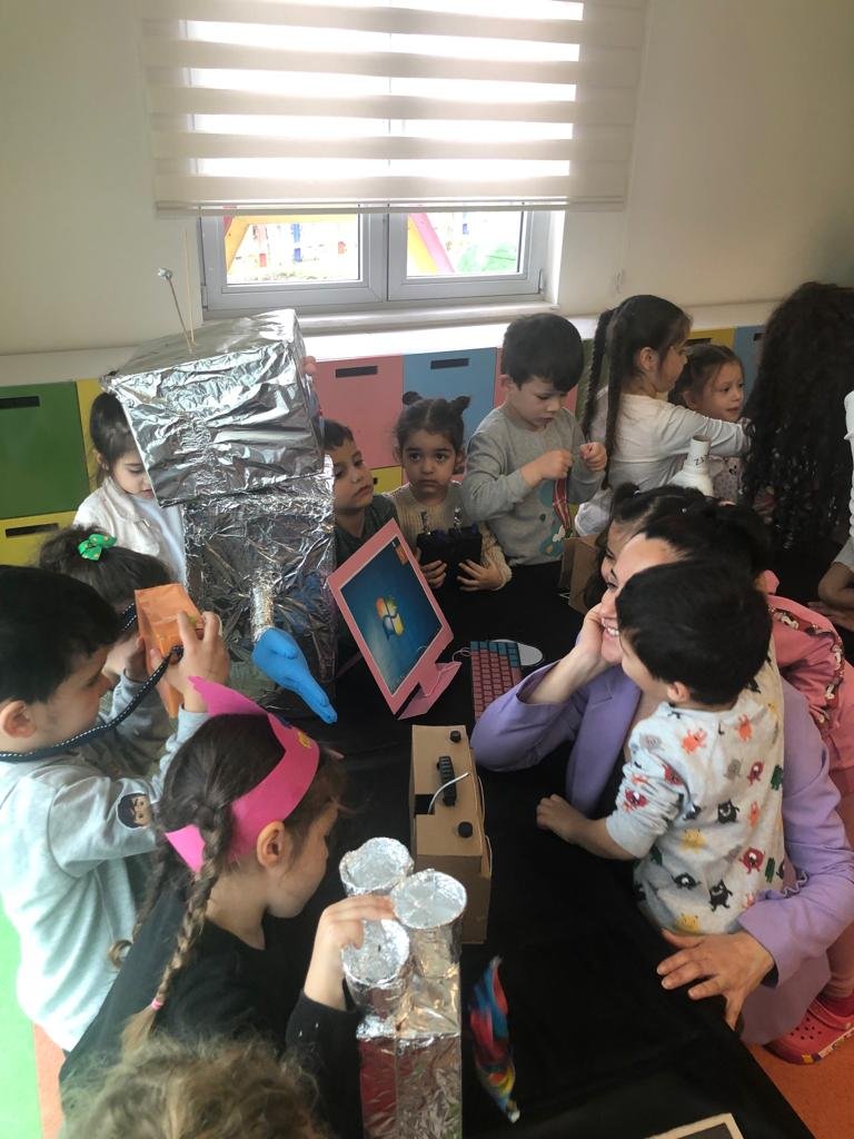 0ec2d928-13c2-42c7-b3fe-8bf08e7e3b95