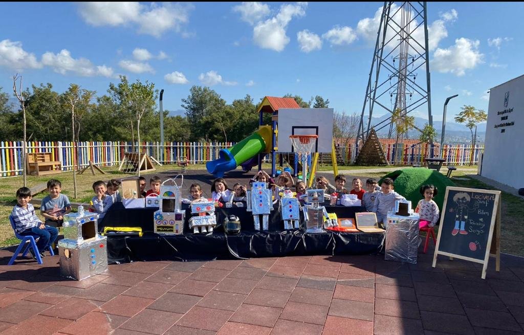 35a53a3f-b833-44bf-a3dd-1fa9900ae643