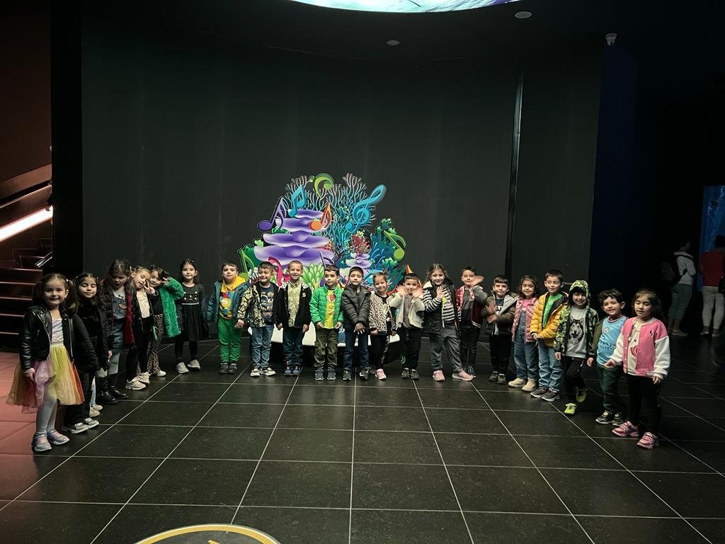 b5297789-6c49-4414-9ecc-5969e0f7af07