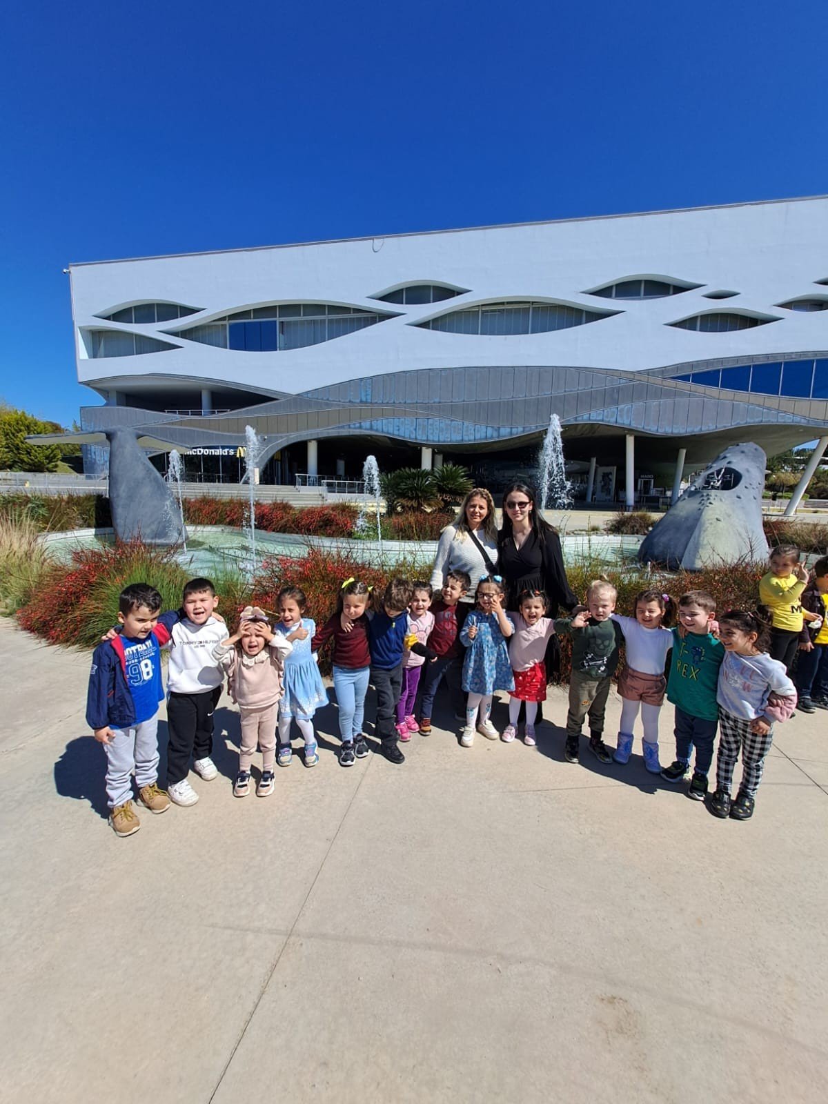 95f46b00-2132-4f0c-bc5e-fbc69b4ec5d6