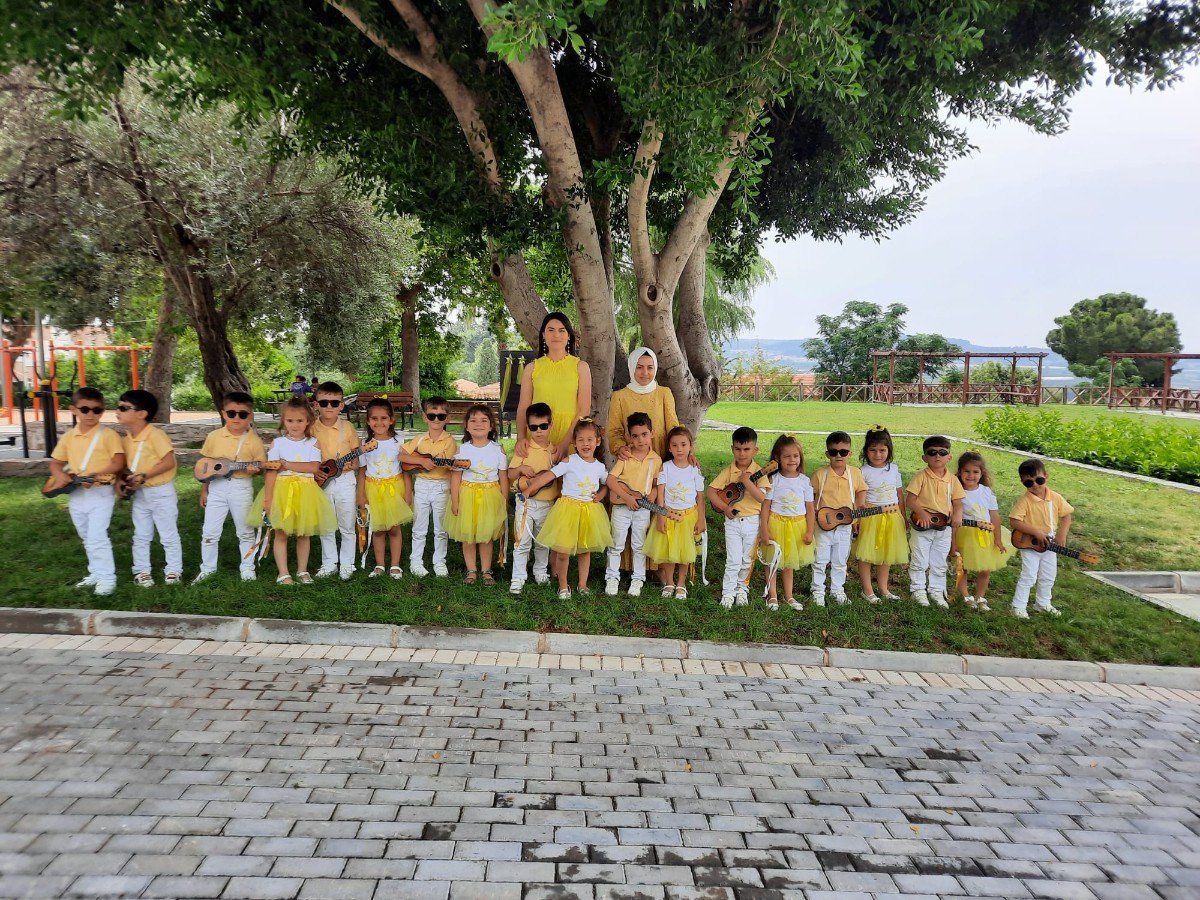 b0377117-76a9-4f05-8cd8-319e7a7322d8