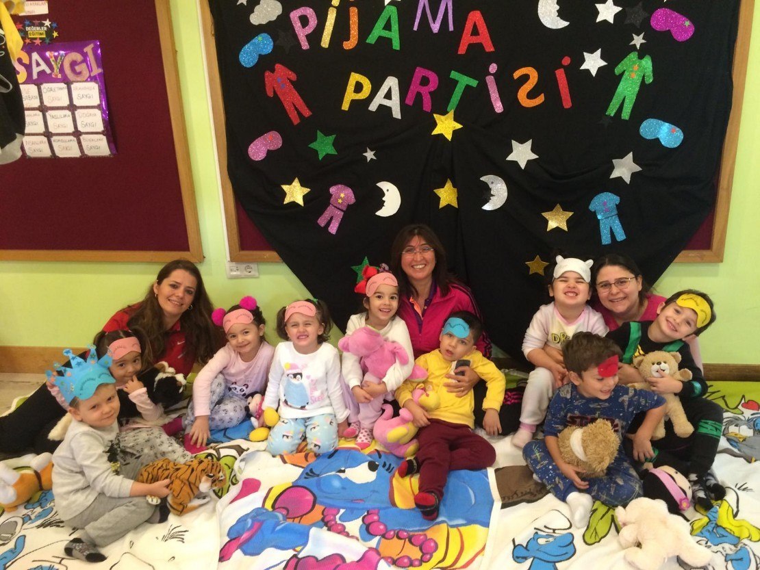 e7d37155-39a7-4eb5-b9ab-a9bc80408fe6