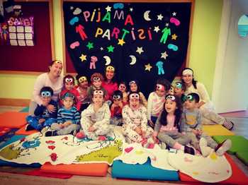 Manavgat Belediyesi Side Kreş ve Gündüz Bakımevi öğrencileri ile Pijama Partisi Etkinliği Yapıldı.