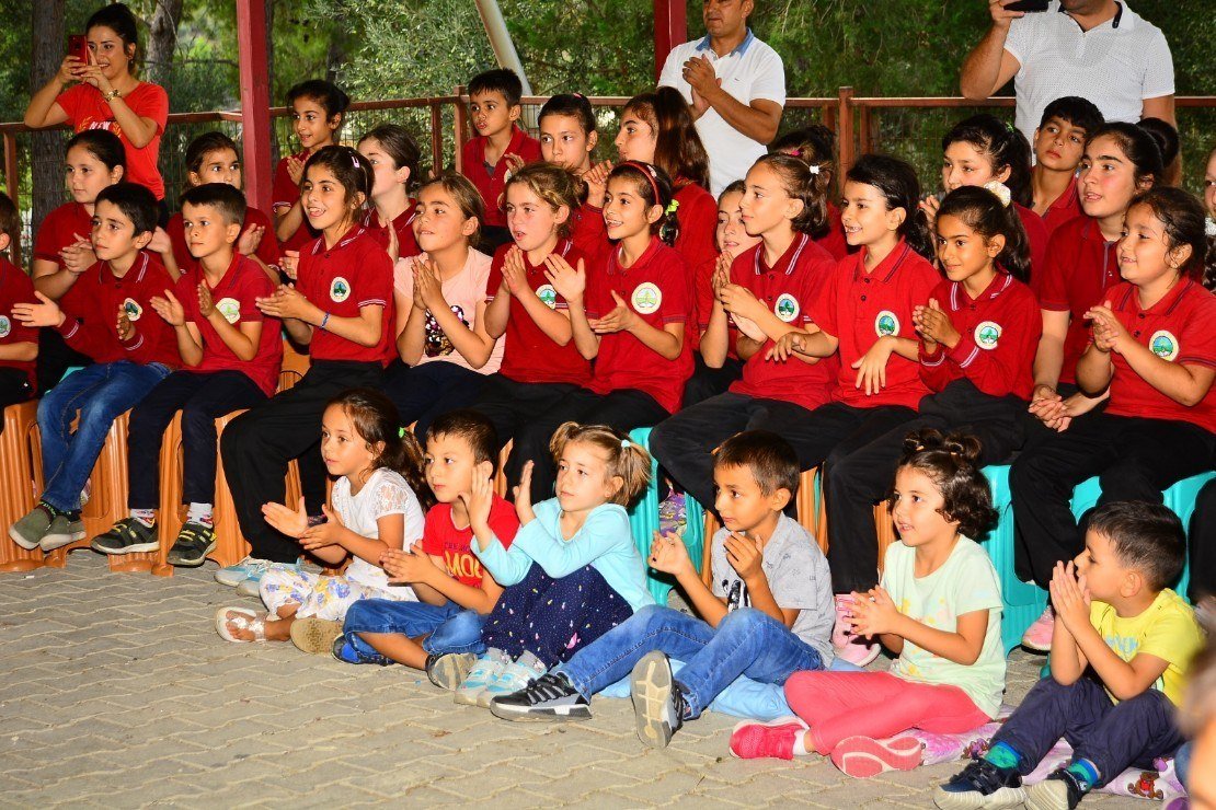 d1f0199a-ad6e-4f57-a5d1-de28e1530357