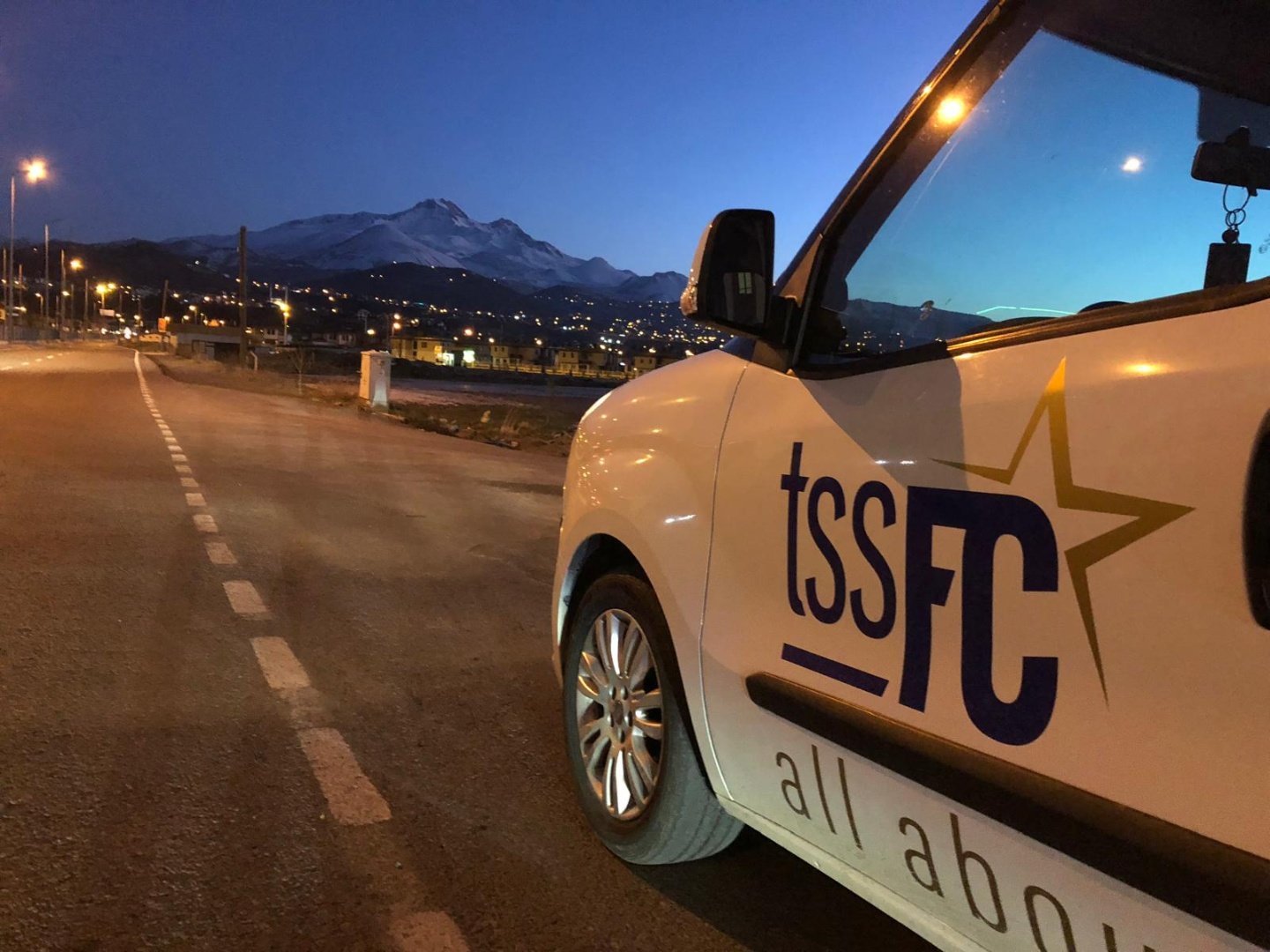 Whatsapp Image 2024-10-03 At 19.52.00 (2)