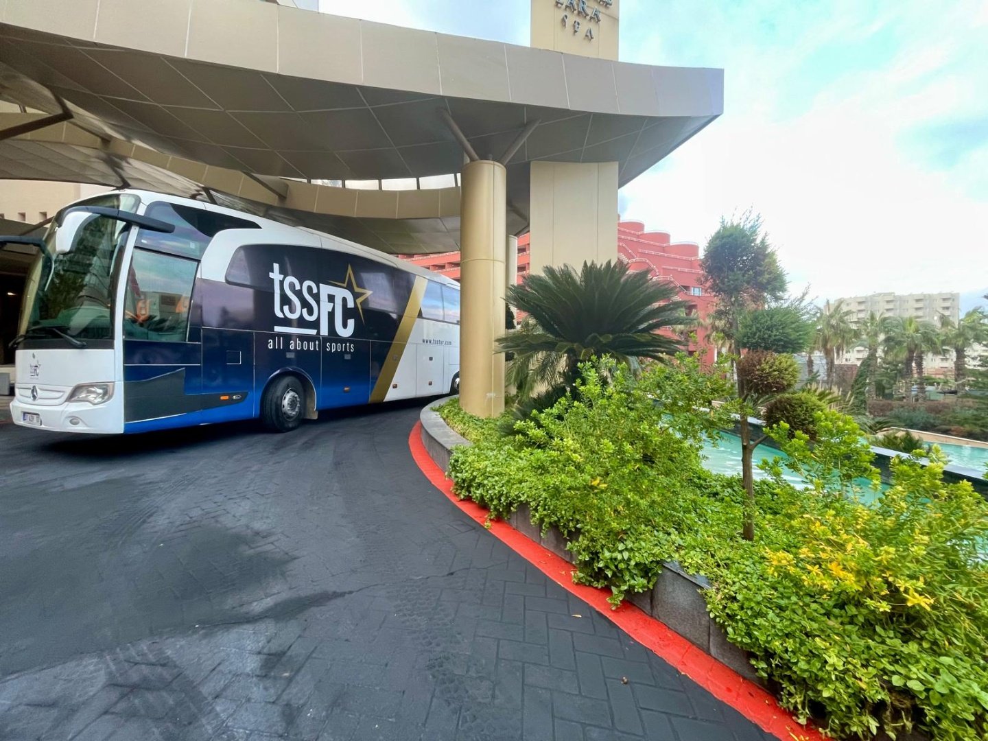 Whatsapp Image 2024-10-03 At 23.30.50